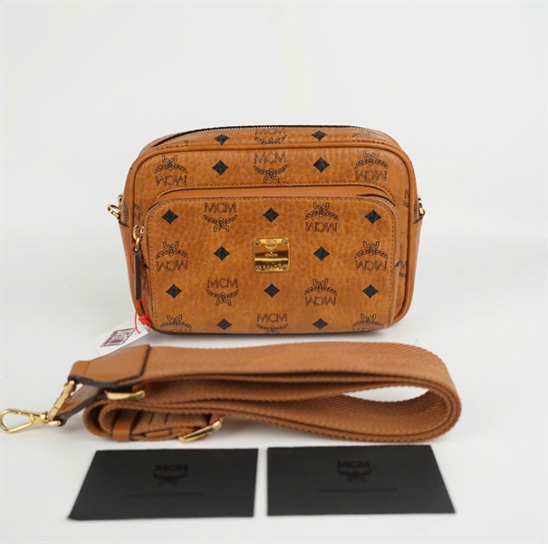 Túi MCM nâu size 22 KG+