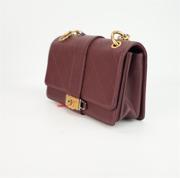 Túi Chanel nâu khóa vàng size 21 ++