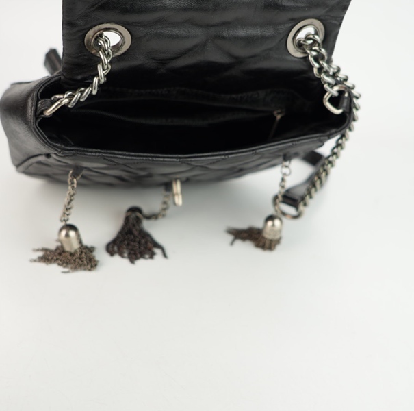 Túi Chanel tua rua đen size 23 ++