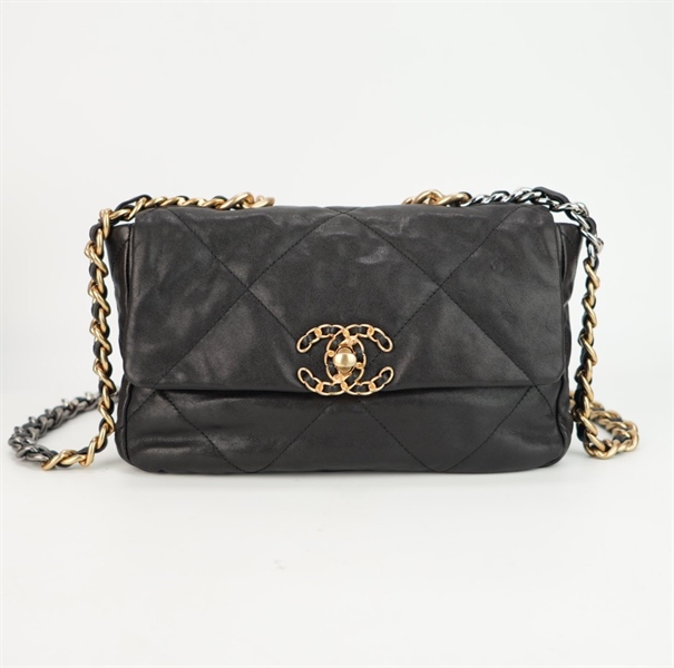 Túi Chanel đen logo phối dây đen size 24++