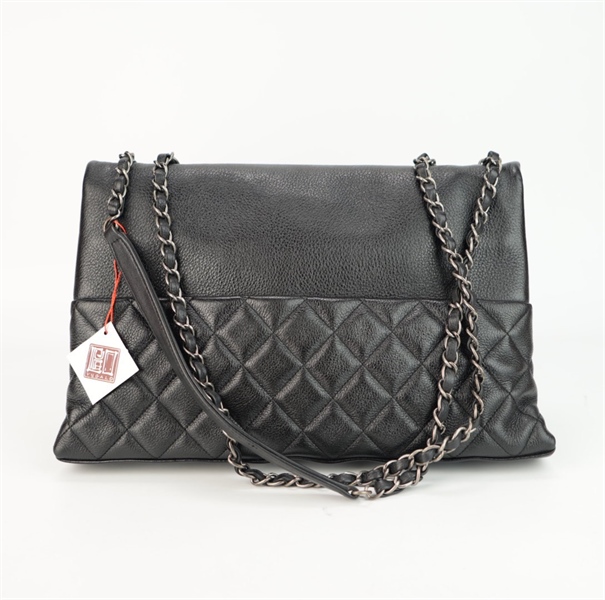 Túi Chanel nắp gâp màu đen size 30 ++