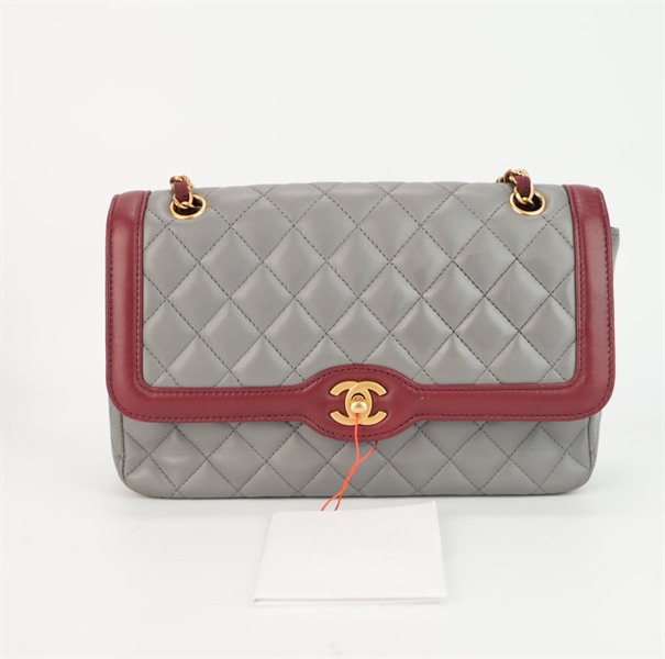 Túi Chanel màu xám viền đỏ size 25 ++