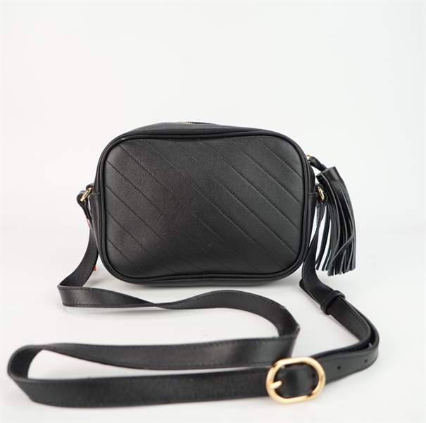 Túi GG màu đen có tua rua size 21 ++