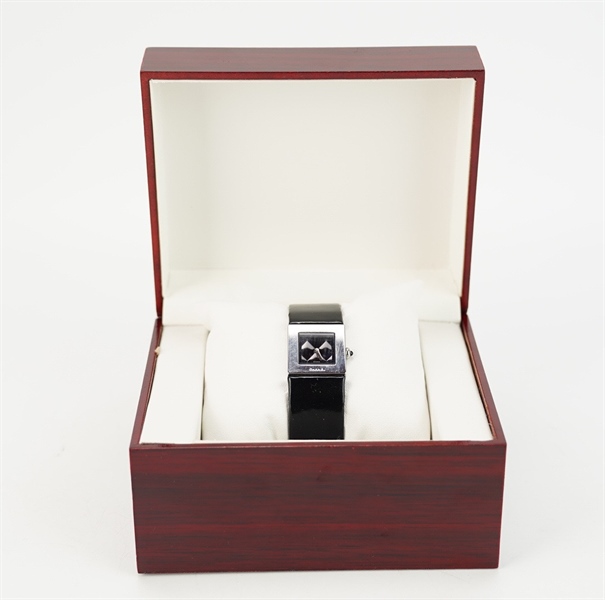 Đồng hồ Chanel mặt vuông quai da KG+