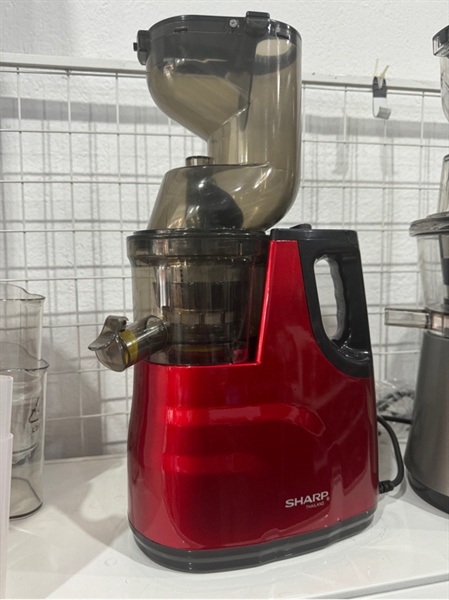 Máy ép chậm Sharp