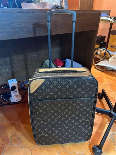 Vali LV hoa nâu KG+