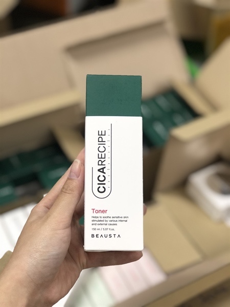 Nước hoa hồng Beausta Cicarecipe Toner 150ml