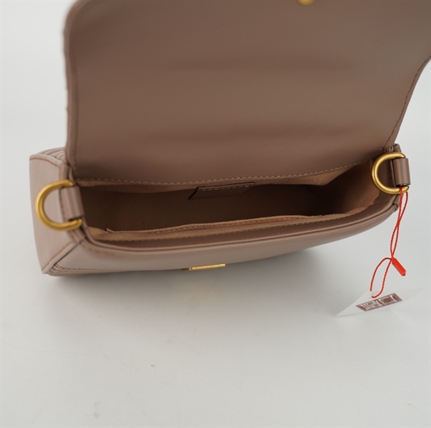 Túi GG handle màu nude size 20 +