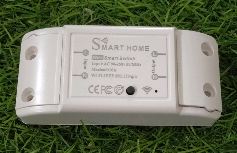 Công tắc wifi smart thông minh