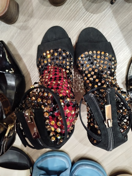 Giày Rene Caovilla đen đính cườm size 36 cao 10p (BQ) KG+