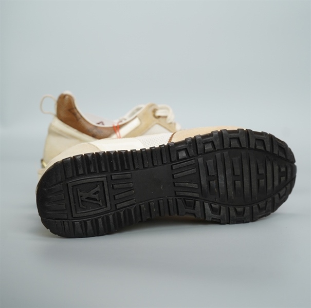 Giày LV trắng viền nâu size 37 1/2 (BQ) KG+