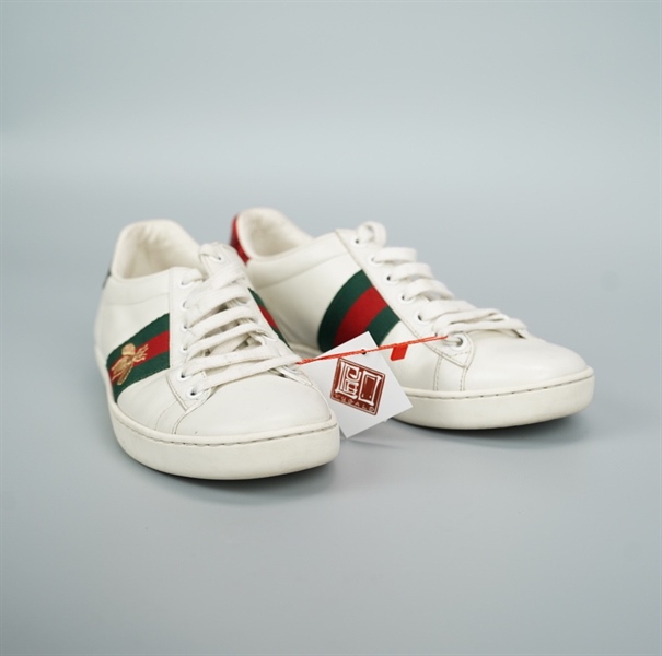 Giày GG trắng con ong size 34 1/2 (BQ) KG+