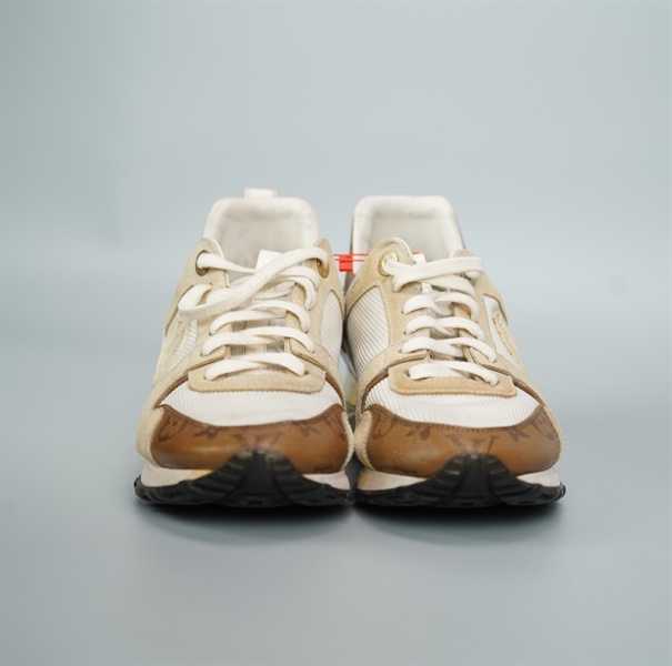 Giày LV trắng viền nâu size 37 1/2 (BQ) KG+