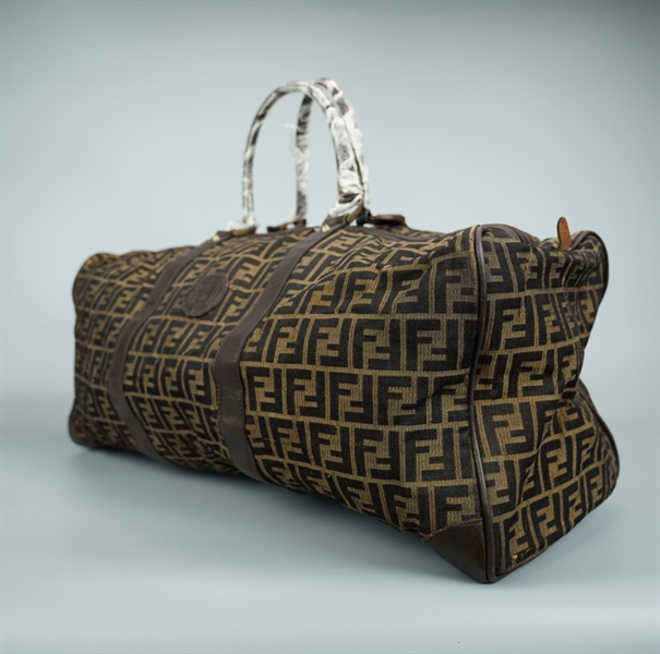 Túi Fendi du lịch màu nâu đen họa tiết KG+