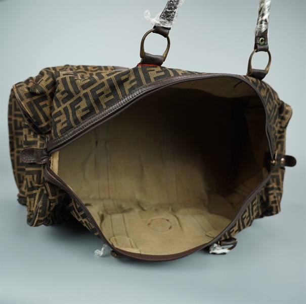 Túi Fendi du lịch màu nâu đen họa tiết KG+