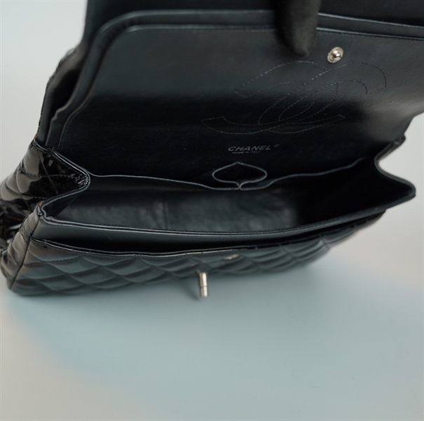 Túi Chanel màu đen bóng size 30 KG+