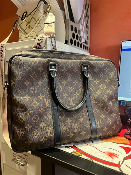 Túi LV hoa nâu có ổ khóa size 36 (BQ) KG+