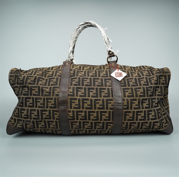 Túi Fendi du lịch màu nâu đen họa tiết KG+