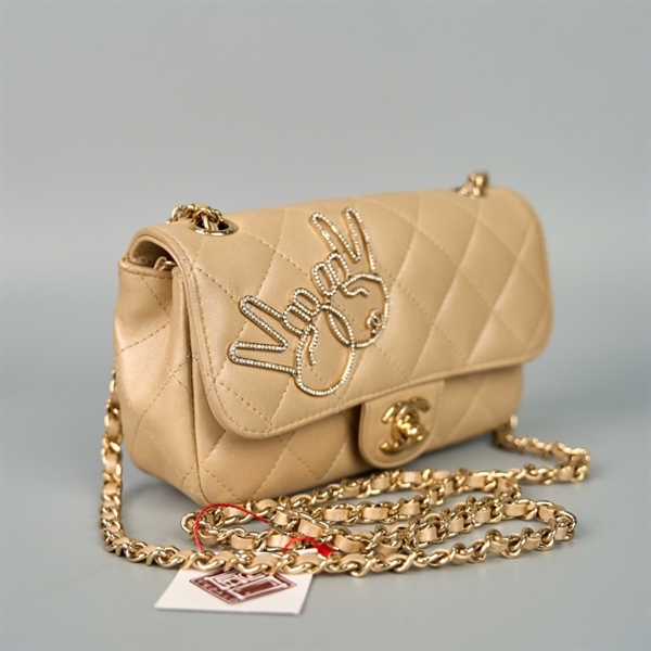 Túi Chanel màu nude họa tiết thỏ (23533072) sz 16 +