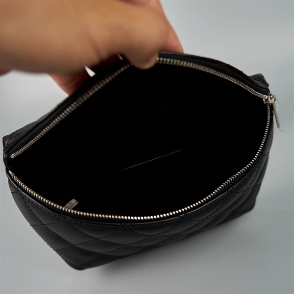 Túi Chanel Bumbag ( 31825474) màu đen sz18 +