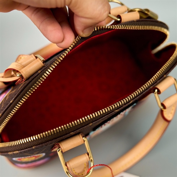 Túi LV alma thêu hình cá sz23 KG+