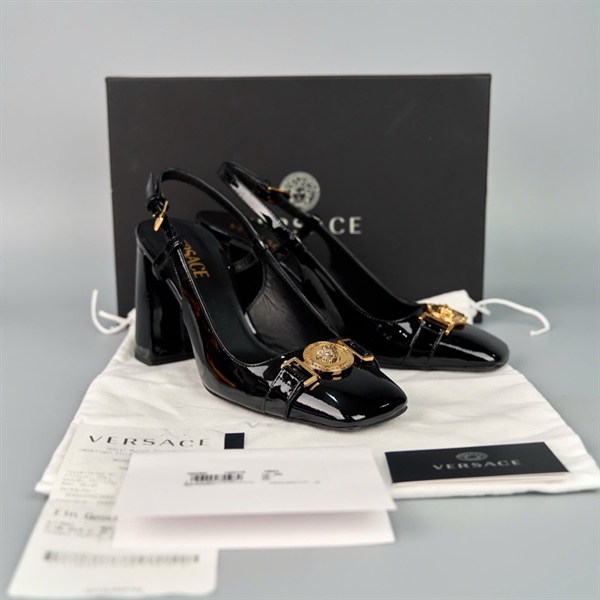 Giày Versace đen bóng đế cao 10p sz38 +