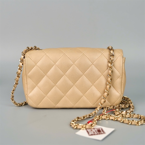 Túi Chanel màu nude họa tiết thỏ (23533072) sz 16 +