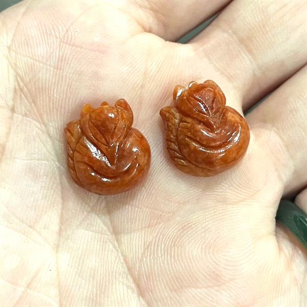 Hồ ly Ngọc huyết dáng tròn