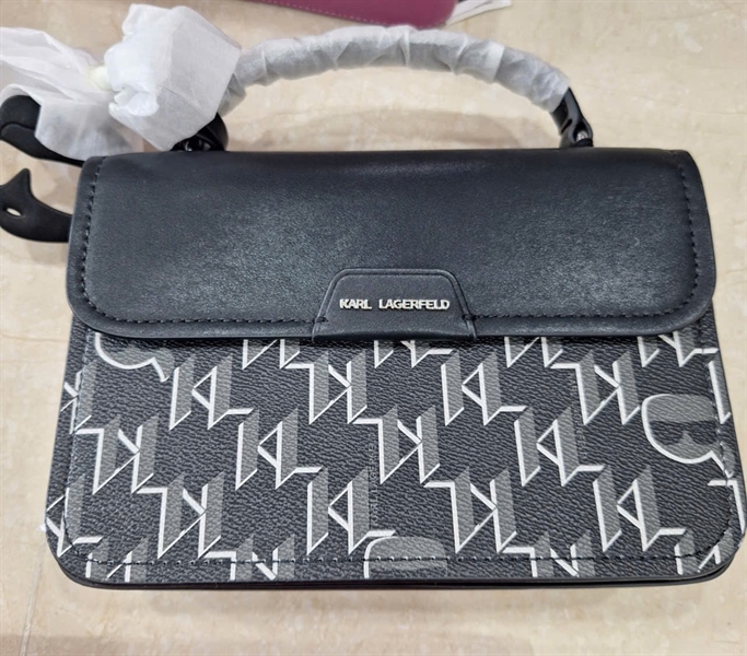 Túi Karl Lagerfeld đen họa tiết xám sz24 (PN) +