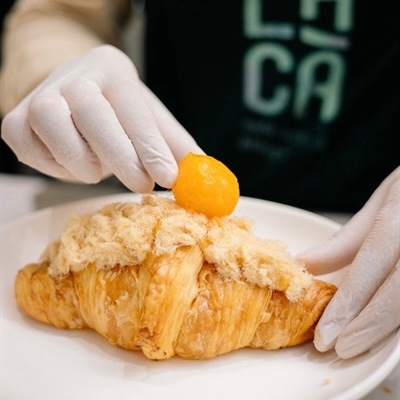Bánh sừng bò lava trứng chảy BNSG 120g