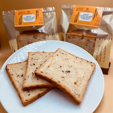 Bánh mì lúa mạch nảy mầm lên men sourdough BNSG 350g