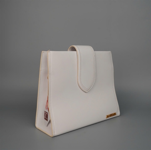 Túi Jacquemus trắng sz26 KG+
