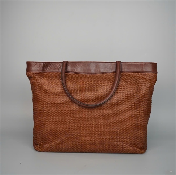 Túi Chanel tote cối nâu (6015929) kèm charm ví sz36 KG+