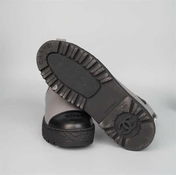 Giày Chanel boot xám đen đế cao Sz39C KG+