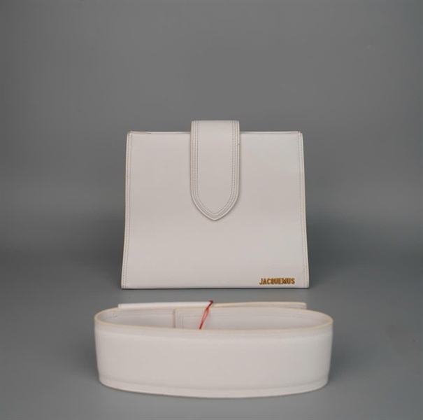 Túi Jacquemus trắng sz26 KG+