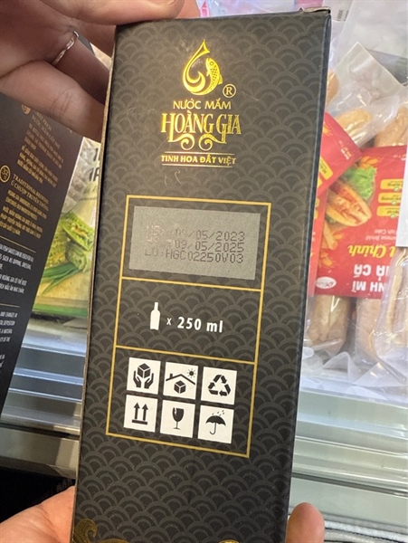 Nước mắm Hoàng Gia 250ml