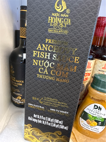 Nước mắm Hoàng Gia 500ml