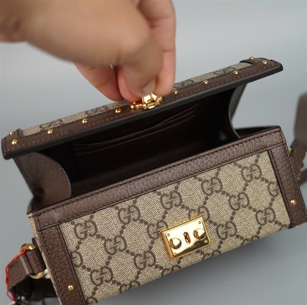 Túi GG padlock màu xám viền nâu (678460203887) sz 18 (PN) +