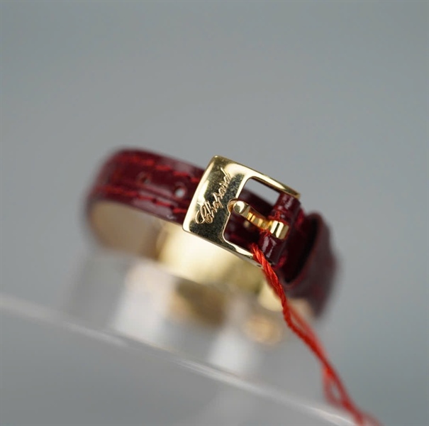 Đồng hồ Chopard mặt oval quai nâu đỏ (1357937) (HC) +