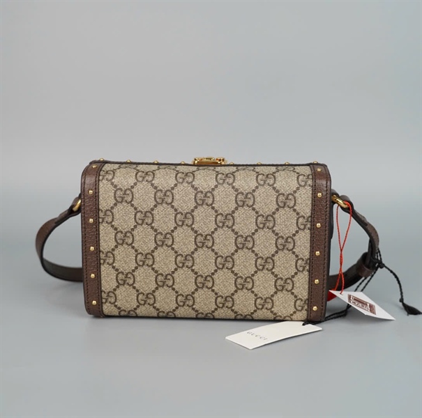 Túi GG padlock màu xám viền nâu (678460203887) sz 18 (PN) +