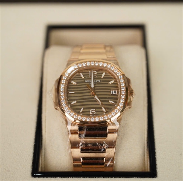 Đồng hồ Patek Philippe vàng nguyên khối đính đá (HC) +