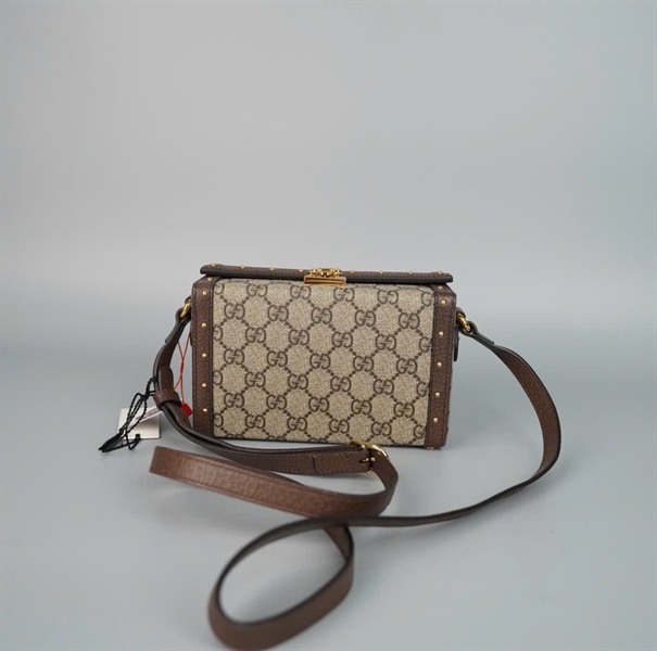 Túi GG padlock màu xám viền nâu (678460203887) sz 18 (PN) +