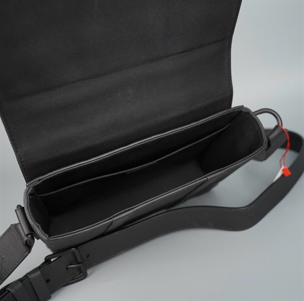 Túi LV trunk hoa đen sz24 (BQ) KG+ chip 2023