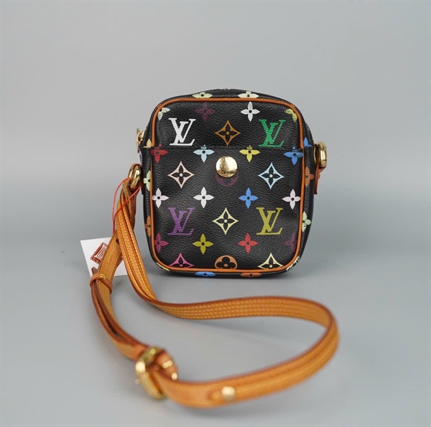 Túi LV đeo chéo hoa màu nền đen sz13 +