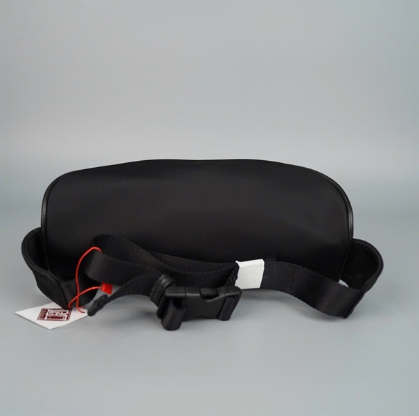 Túi Karl Lagerfeld bao tử hình mặt (PN) +