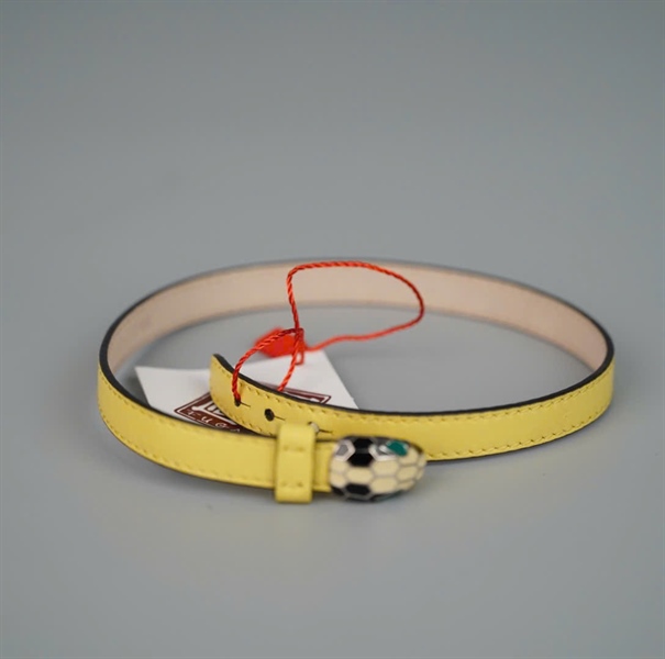 Vòng tay BVL đầu rắn dây vàng KG+