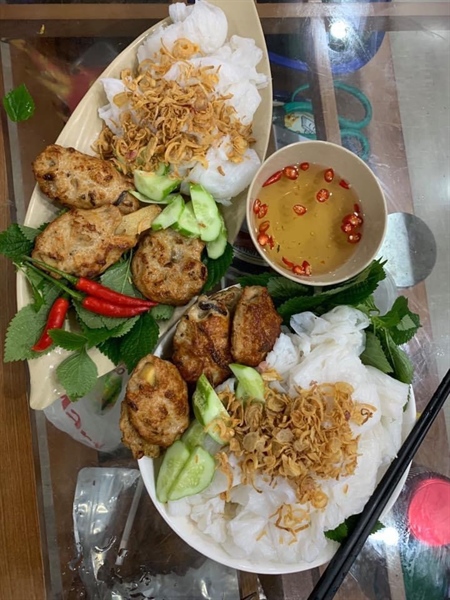 BANH CUỐN TẶNG