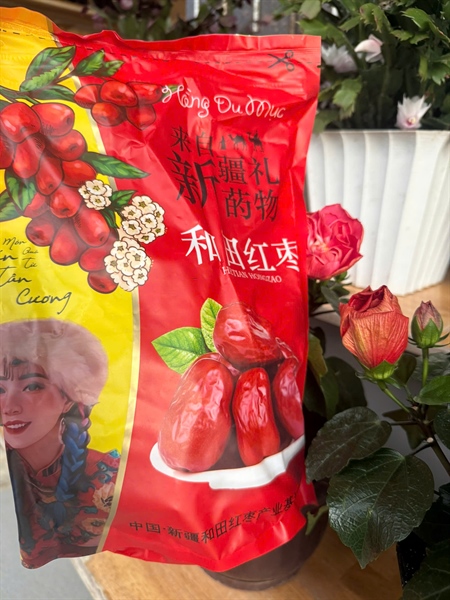 Táo đỏ Tân Cương