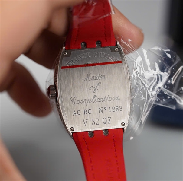 Đồng hồ Frank Muller mặt vuông trái tim dây đỏ (No1283) (HC) +