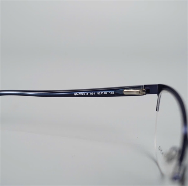 Mắt kính Marciano gọng xanh (GM02903) KG +